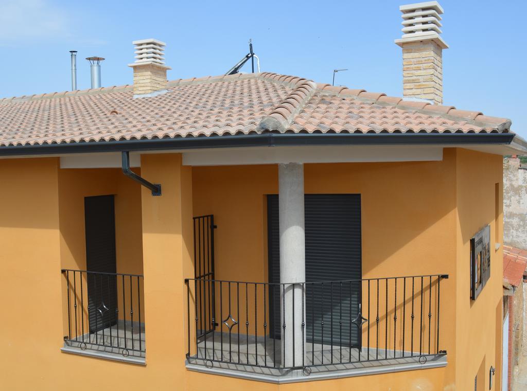 Apartamentos De Turismo Rural Las Eras Castelseras Bagian luar foto