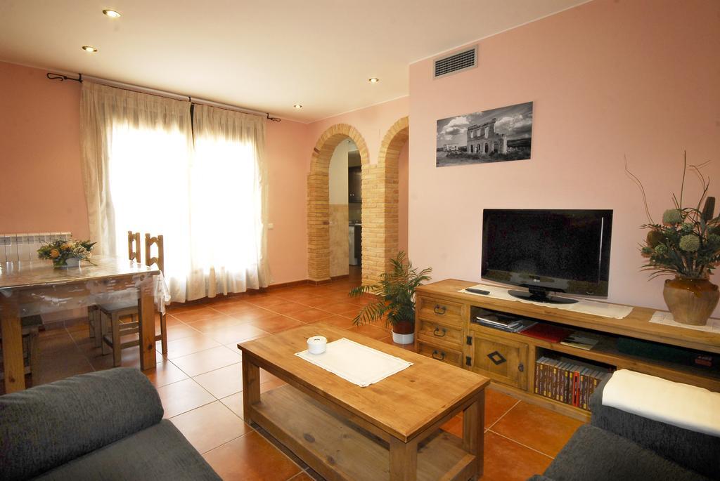 Apartamentos De Turismo Rural Las Eras Castelseras Bagian luar foto