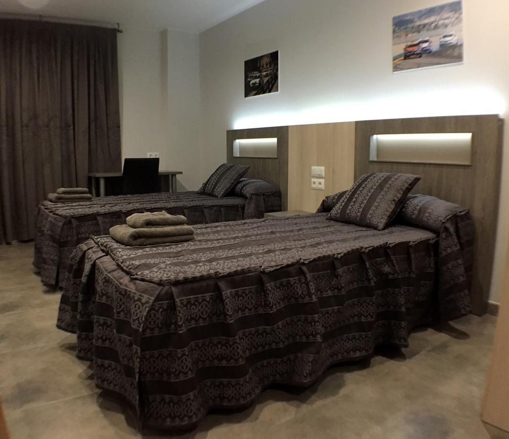 Apartamentos De Turismo Rural Las Eras Castelseras Bagian luar foto