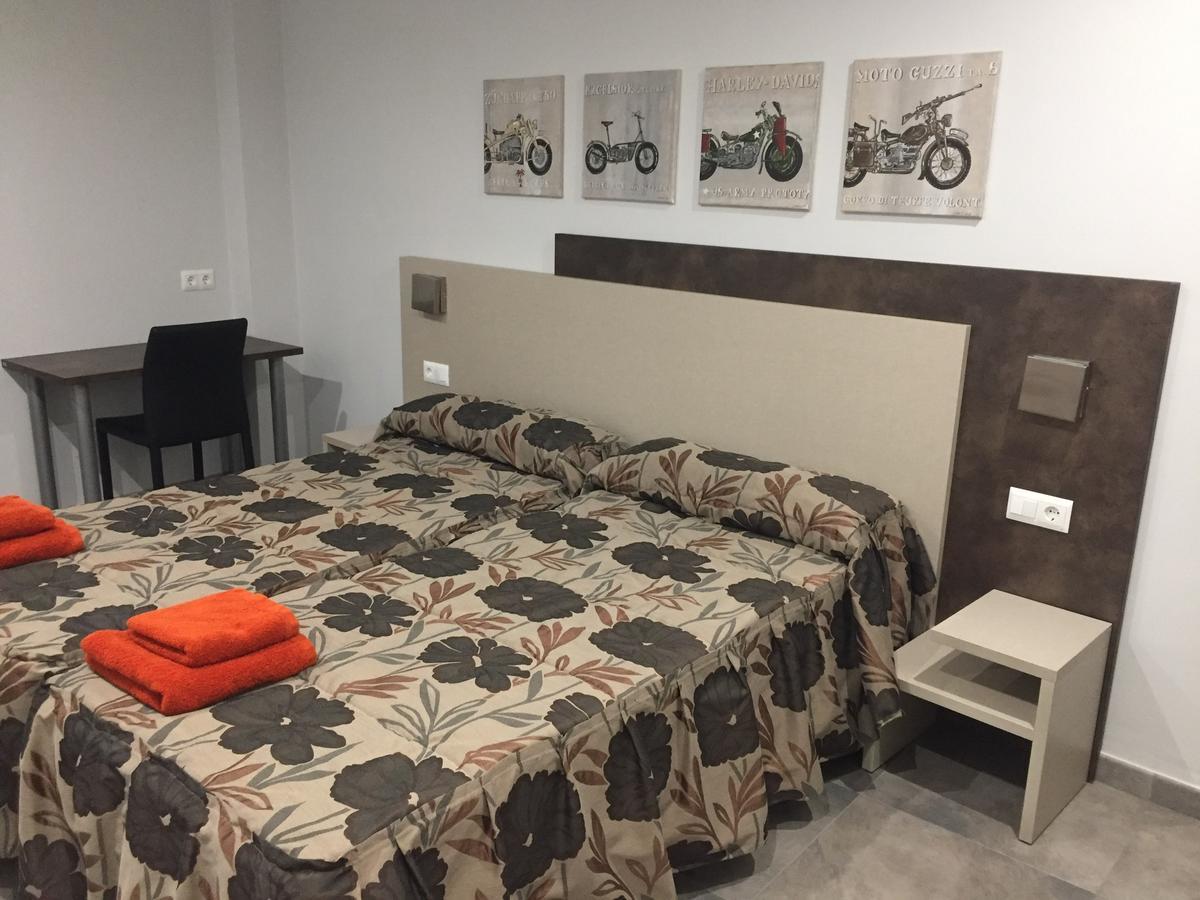 Apartamentos De Turismo Rural Las Eras Castelseras Bagian luar foto