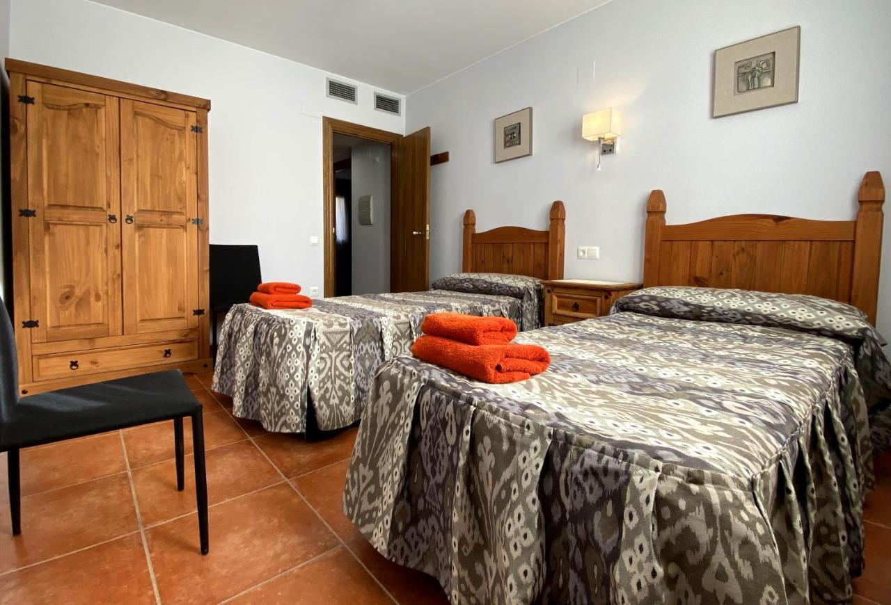Apartamentos De Turismo Rural Las Eras Castelseras Bagian luar foto